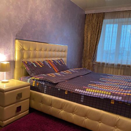 Kharkiv Center Apartment On Hoholya Str, Poetry Square Buitenkant foto