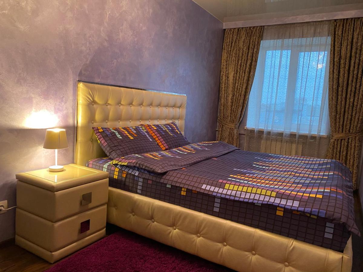 Kharkiv Center Apartment On Hoholya Str, Poetry Square Buitenkant foto